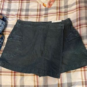 American eagle corduroy skort
